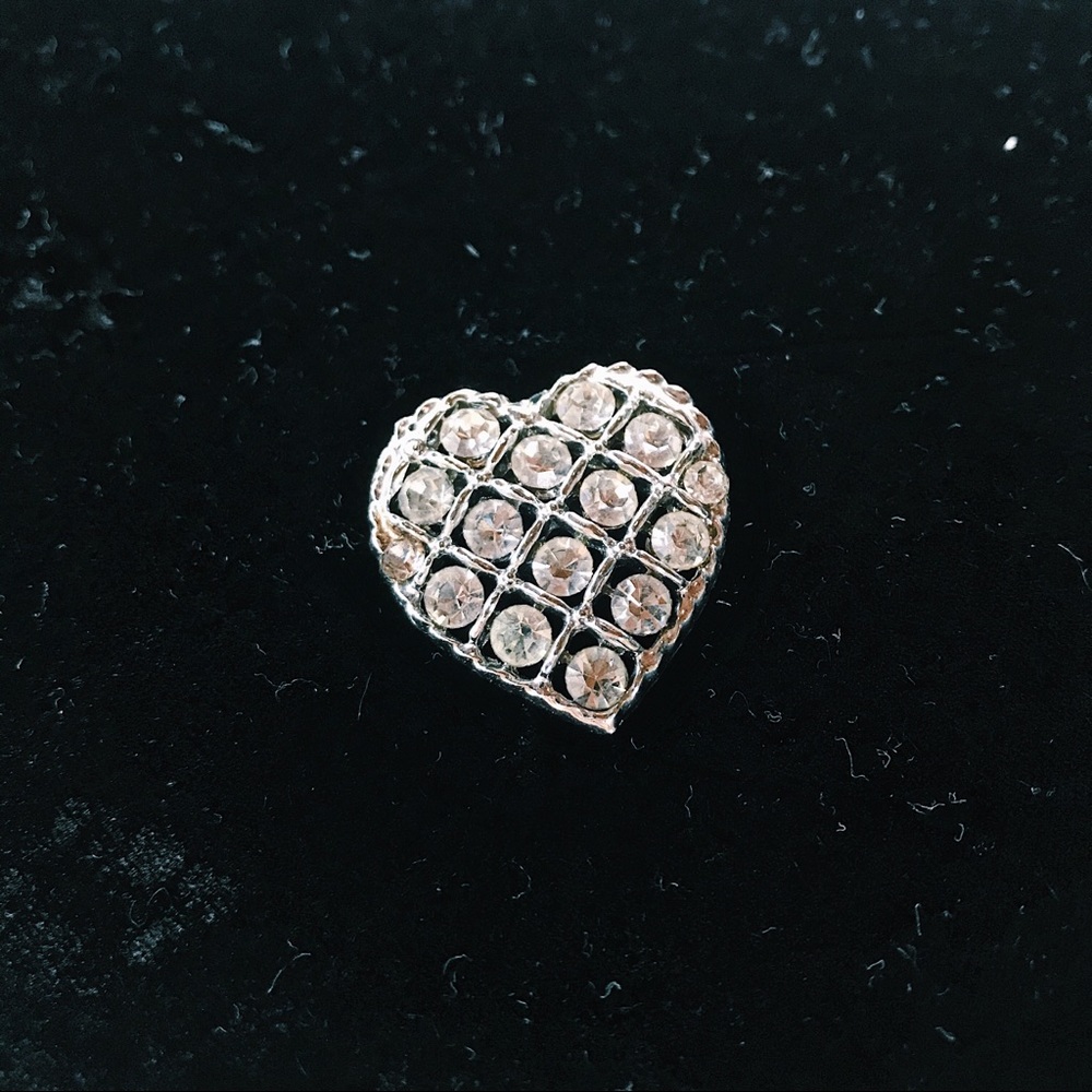 ✨Vintage Heart Brooche Pin✨